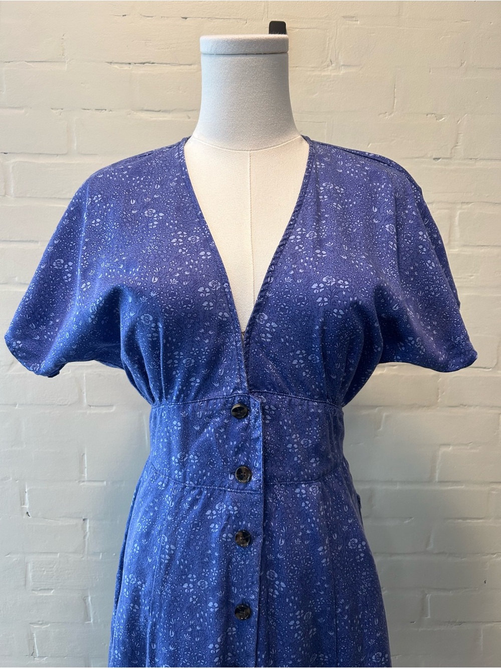 Marine Layer Camila Mini Dress Size S Blue Floral Tencel Button Front Tie Waist - Picture 4 of 11